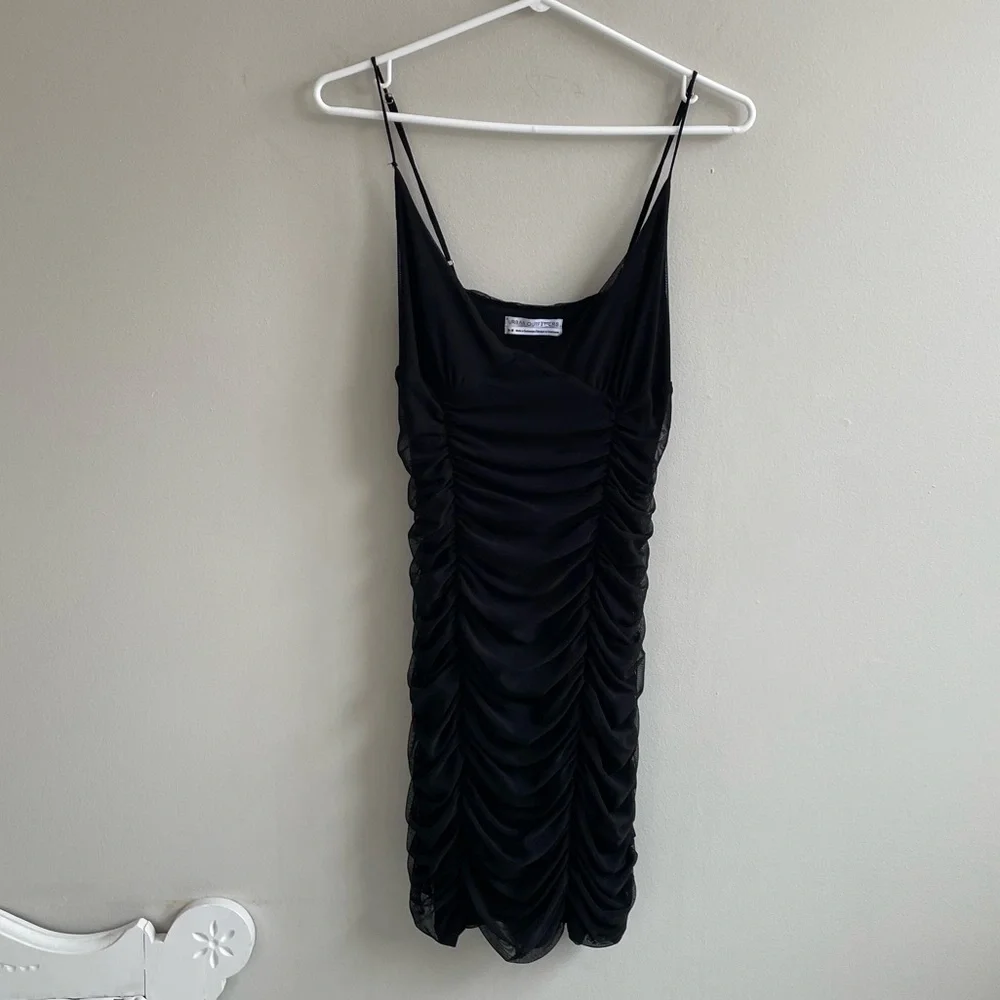 BLACK SHEER SPAGHETTI STRAP DRESS LINED RUCHED STRETCH URBAN OUTFITTERS - Picture 3 of 11